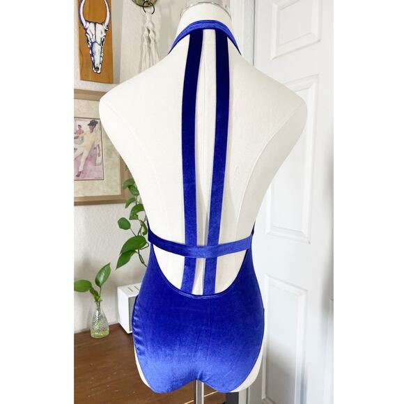 Urban Outfitters Out From Under Velvet Plunging One-Piece Swimsuit Small - Picture 6 of 9
